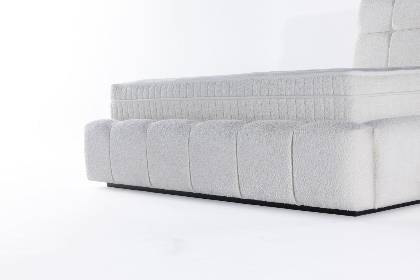 Myrelle Bed - Crème