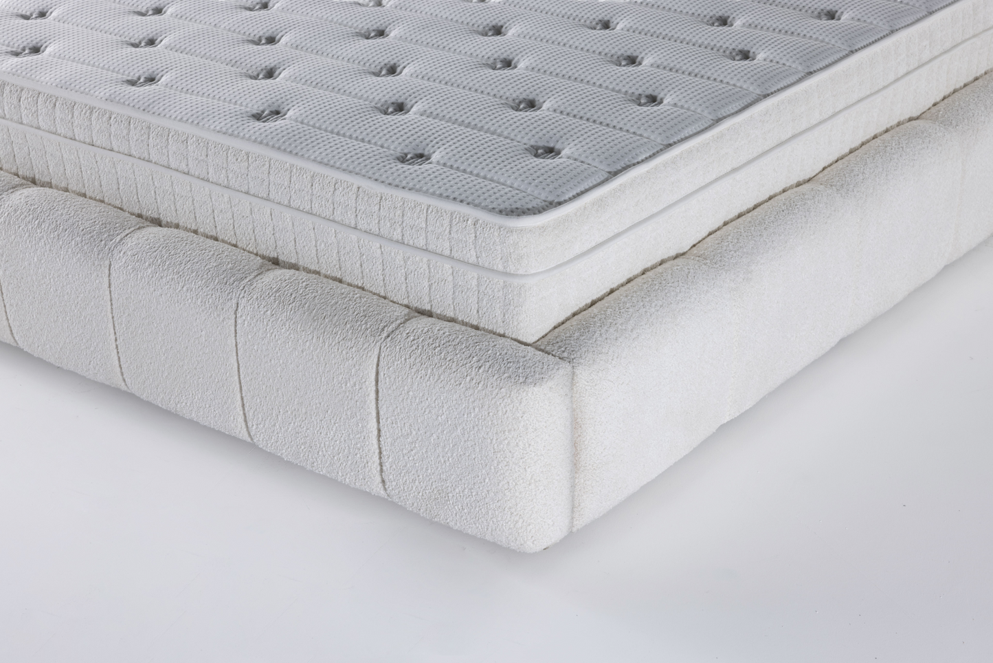 Myrelle Bed - Crème