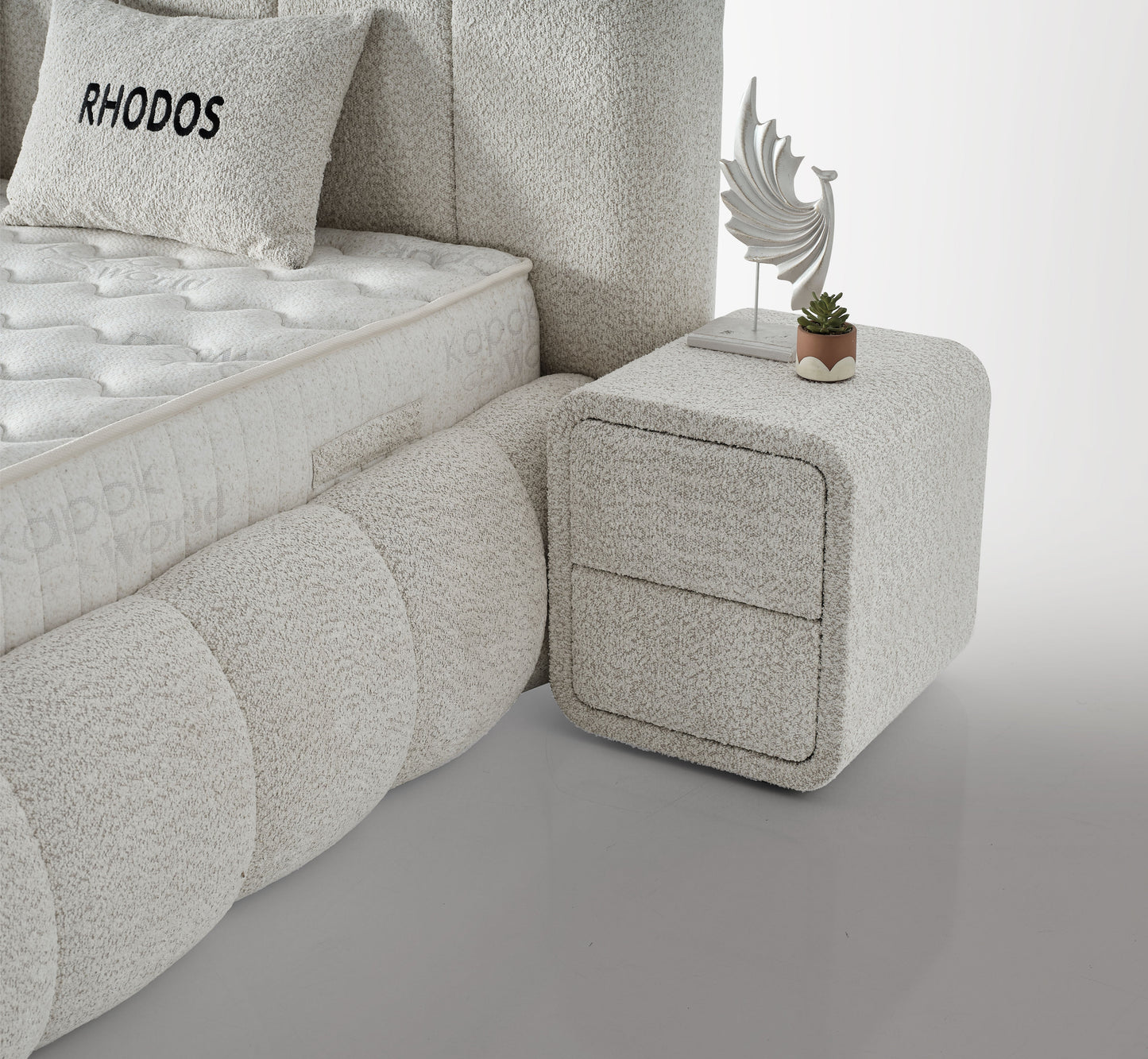 Rhodos - Creamy Cloud